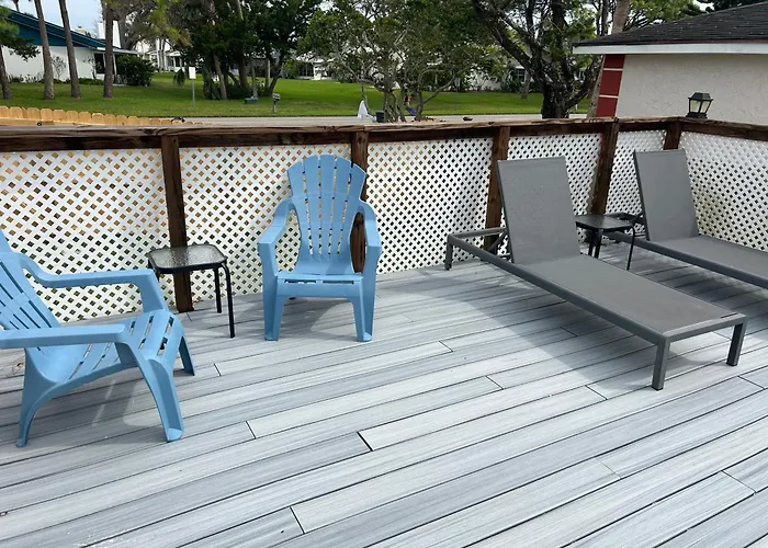 Blue Beach Pool House